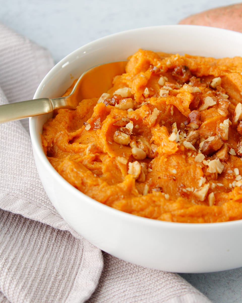 https://thedailyspeshyl.com/wp-content/uploads/2020/11/Honey-Brown-Butter-Sweet-Potato-Mash-6.jpg