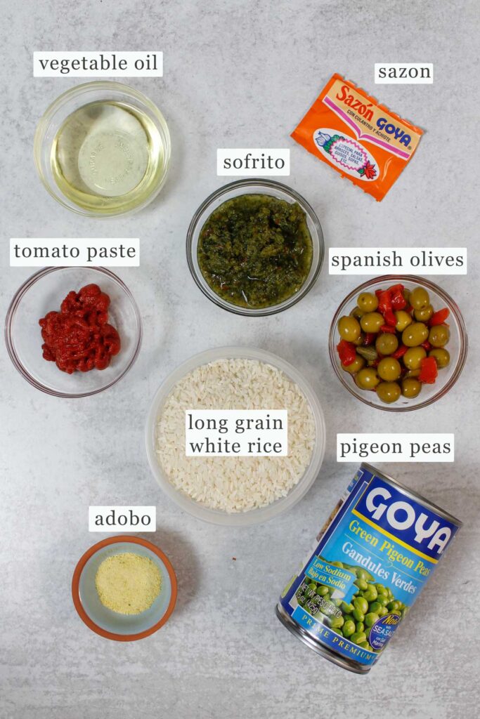 Arroz con gandules ingredient layout.