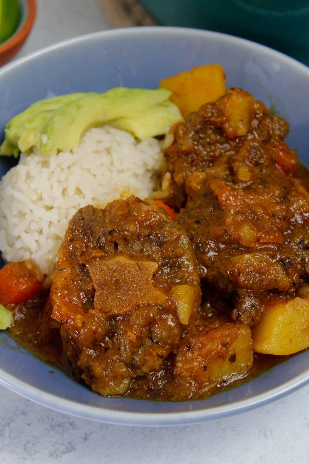 plate of rabo guisado; puerto rican oxtail stew