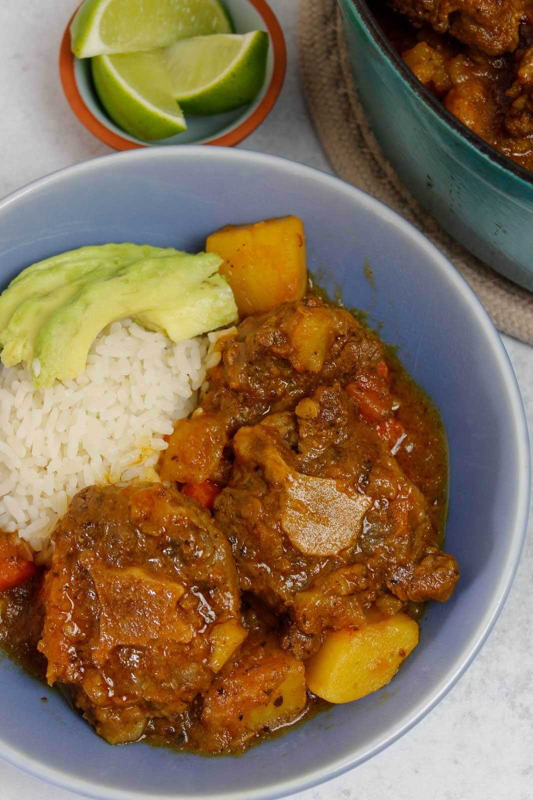 Rabo Guisado (Stewed Puerto Rican Oxtail Recipe)